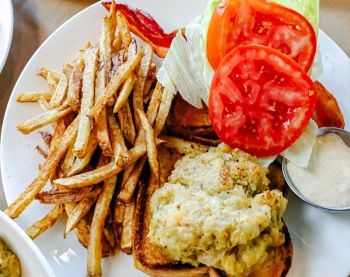Mike Dianna's Grill Room, Shrimp Cake BLT