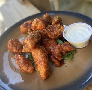 Uncle Ike&#039;s Sandbar &amp; Grill photo