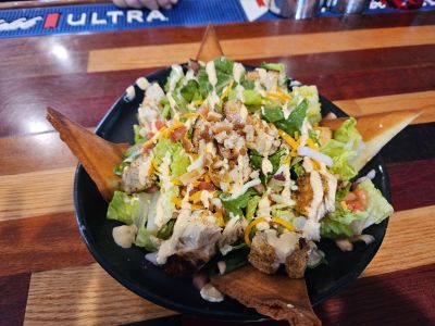 Uncle Ike&#039;s Sandbar &amp; Grill photo